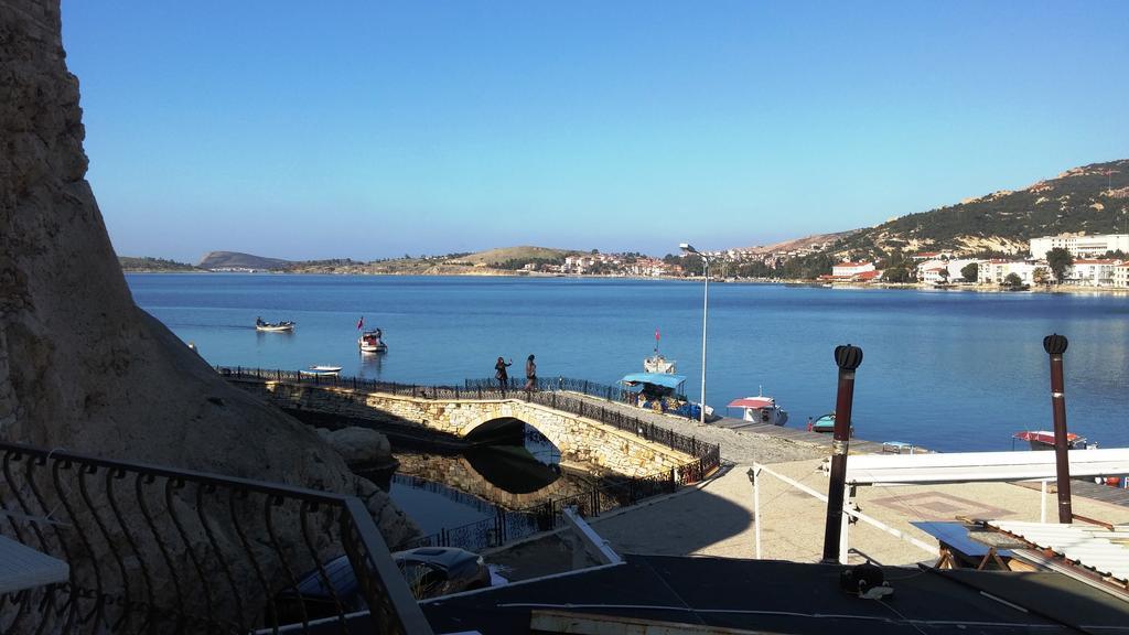 Huri & Nuri Hotel (Adults Only) Foça Exterior photo